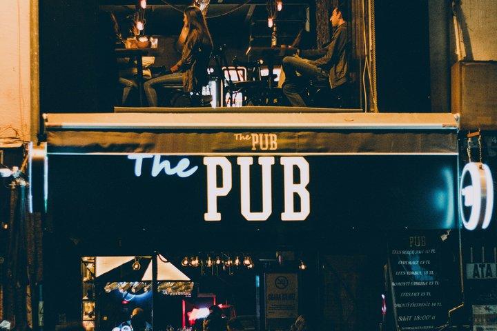 Lisbon Pub Crawl