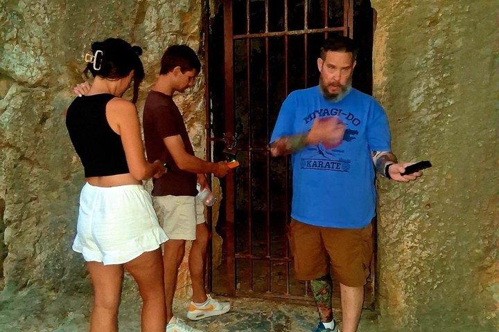 Athens Ghost Tour: Haunted Night Walk & Ghost Hunting