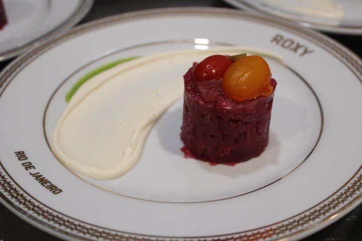 Roxy Dinner Show: The Premium Experience