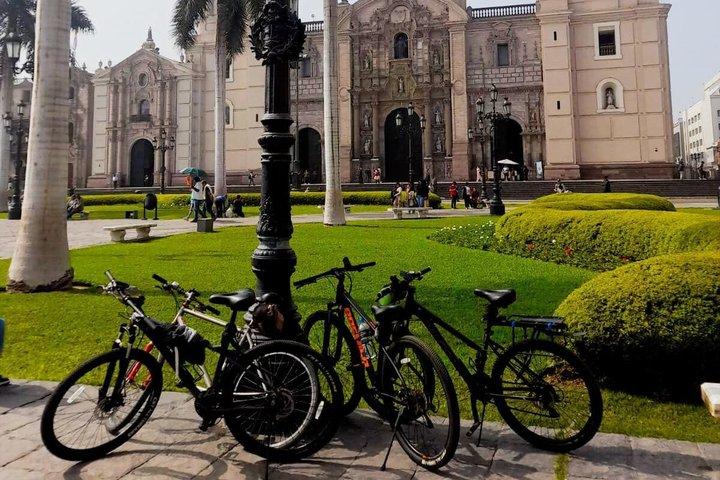 Privat halvdags cykeltur i Limas historiske centrum