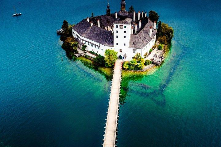ウィーン発・ザルツカメルグ湖畔へのプライベート・ハルシュタット日帰り旅行
