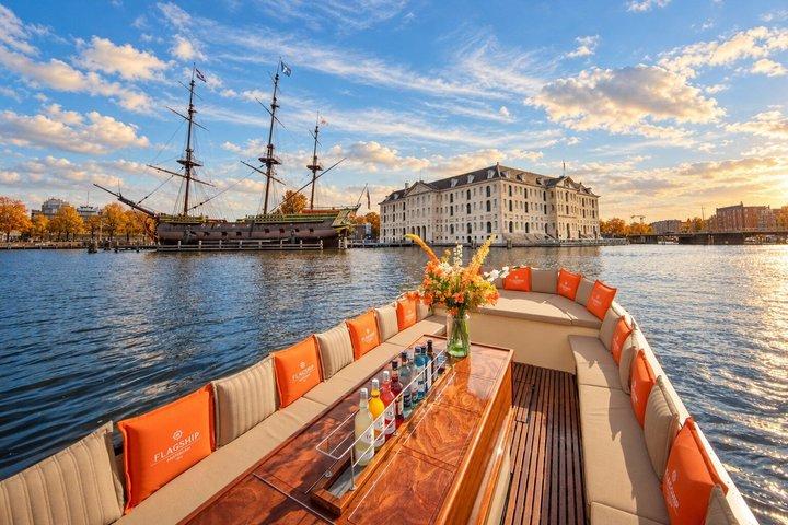 Cruzeiro de Luxo pelos Canais de Amsterdã + Opção de Bebidas e Petiscos Ilimitados