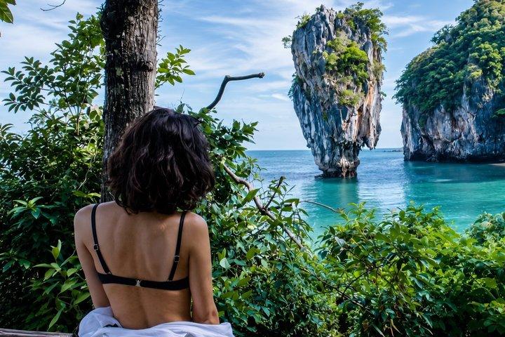 プーケットのロングテールボートからジェームズ・ボンド島のカヌーとサーマルスパへ
