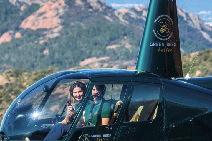 Panoramic helicopter tour pilot initiation 25 min