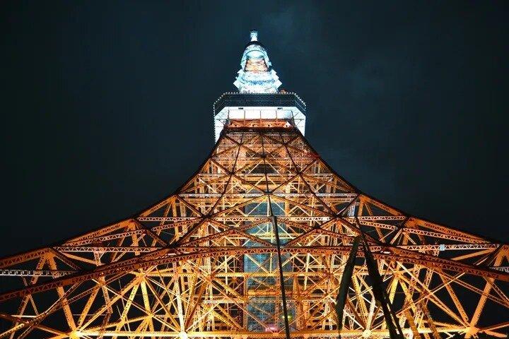 東京タワー 日本の歴史的事実と東京の息をのむような景色