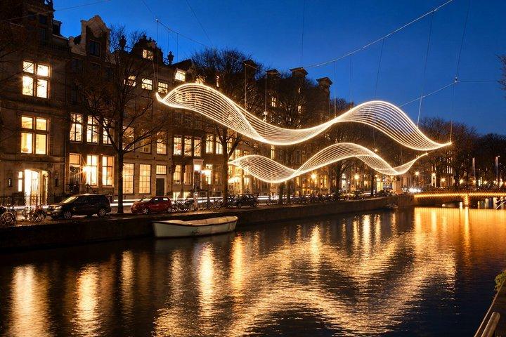 Amsterdam: German-Language Winter Light Canal Cruise