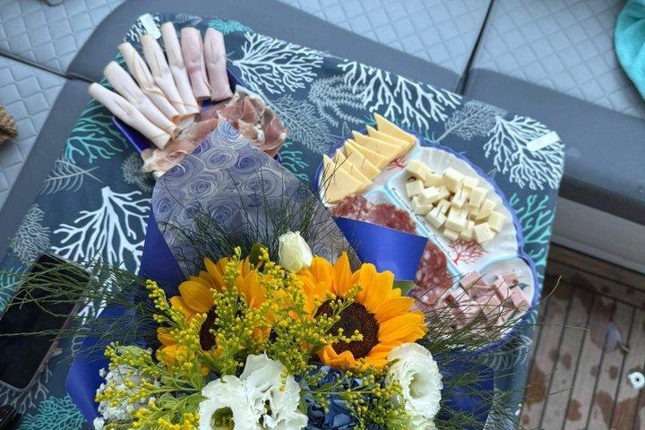 豪華ヨットでアマルフィ海岸を鑑賞！