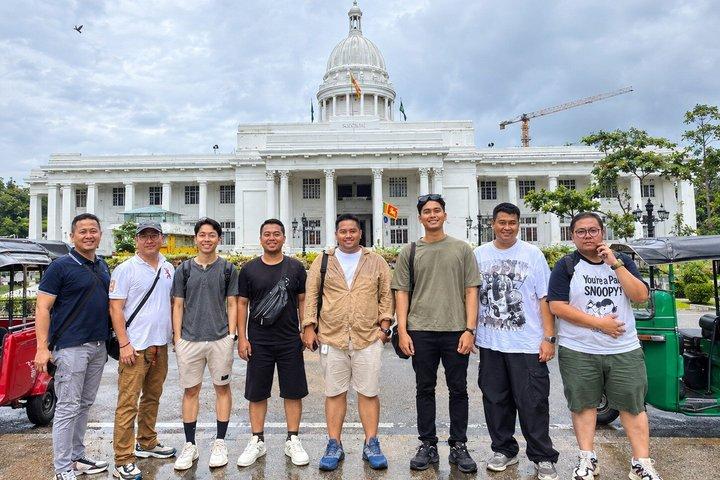 コロンボプライベートトゥクトゥクツアー入場料とスナック