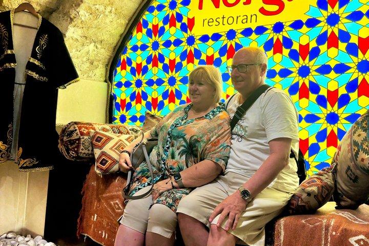 バクーフードツアー：10以上の試食、ティーセット＆地元スパイス