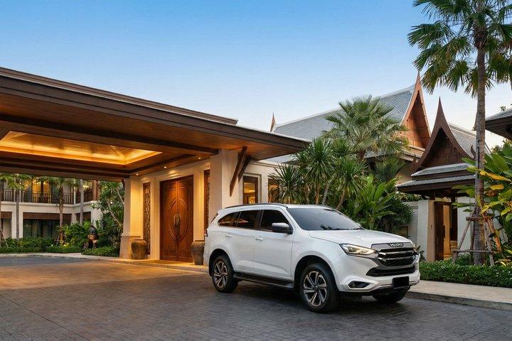 Bangkok Airport Transfer: Private SUV or Minivan