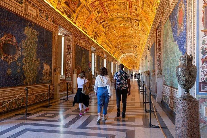 Vatican Museums and Sistine Chapel Entrance with Audio Guide