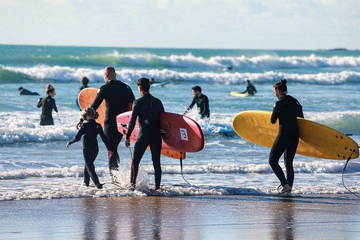 2-Hour Beginner Surf Lesson in Taghazout with Local Instructor