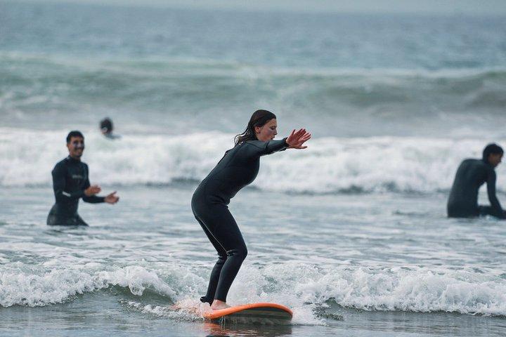 2-Hour Beginner Surf Lesson in Taghazout with Local Instructor