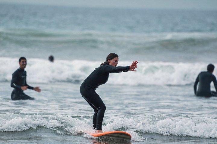 2-Hour Beginner Surf Lesson in Taghazout with Local Instructor