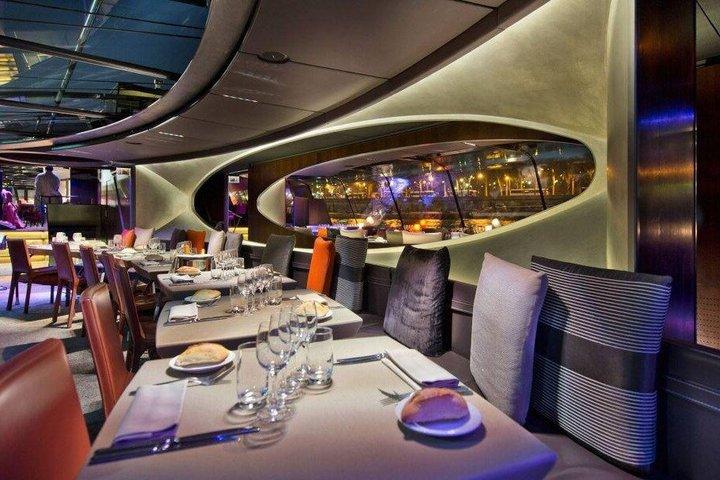 Sightseeing 3 course Dinner Cruise on Seine River from Paris