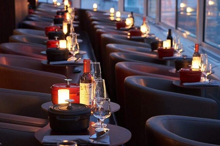 Sightseeing 3 course Dinner Cruise on Seine River from Paris