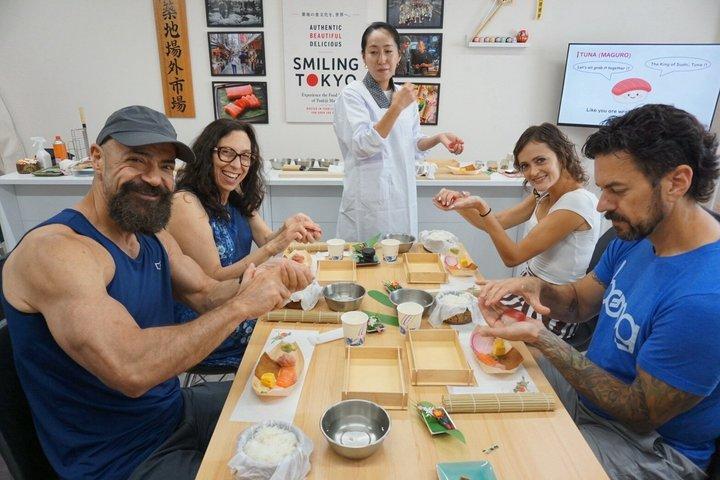 東京 築地場外市場 寿司作り教室＆美しいお弁当