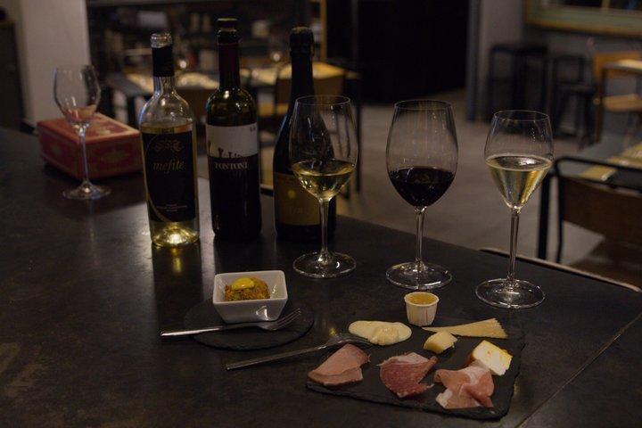 バチカン ワインテイスティング イタリア語ワインと料理をソムリエと共に