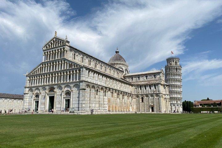 Pisa Tower Climb and Cathedral Entry Ticket With Audio Guide