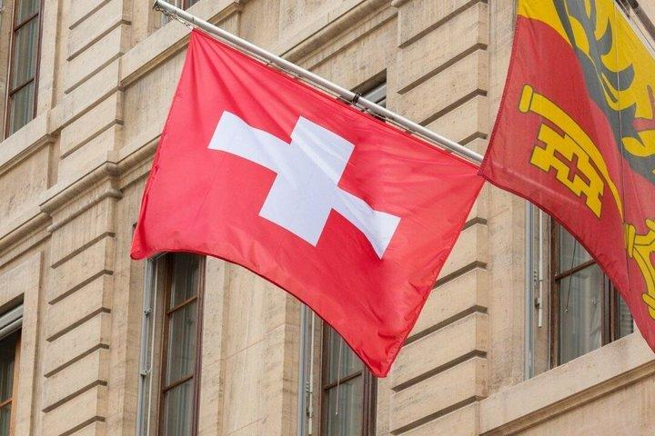 Geneva Old Town Walking Tour with Optional Archaeological Site