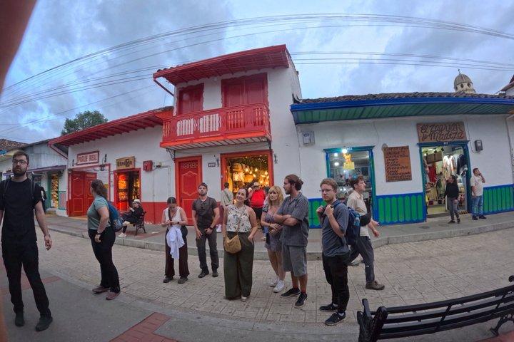 Tour Privado a Salento, Vale Cocora e Filandia