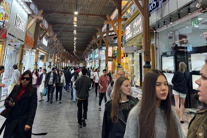 ドバイ半日プライベート市内ツアー パレスフレームアブラとスークス