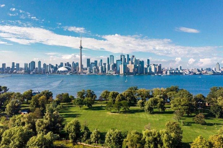 Toronto Highlights Discovery Private Shore Tour 3 Hours