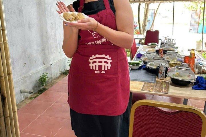 ホイアン料理教室、ローカルマーケットバスケットボート＆ホテル送迎