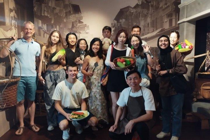 Chinatown Heritage Centre Tour Experience ("sob um teto")