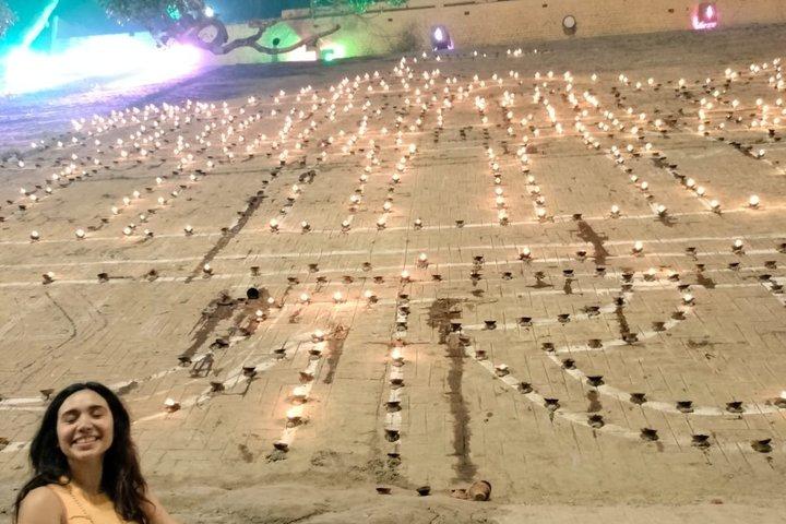 ヴァーナシのガンジス川アールティセレモニーとサルナートのガイド付きツアー