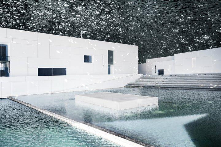 ドバイ発 アブダビ文化遺産プライベートツアー