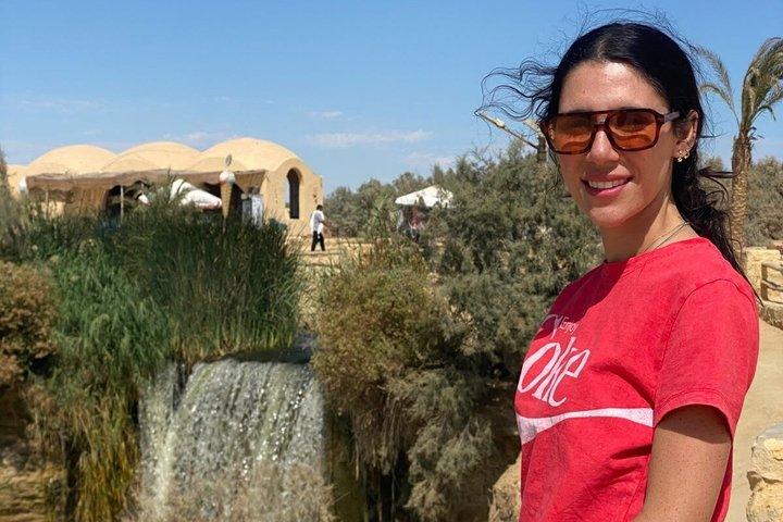 カイロ ファユームオアシス4*4デザートサファリ、サンドサーフ、滝ツアー