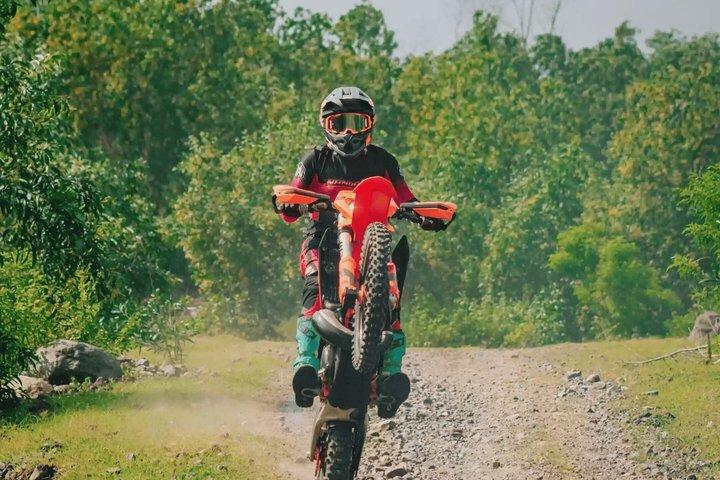 バリ・キンタマニ・ブラックラバ・ダートバイクアドベンチャー