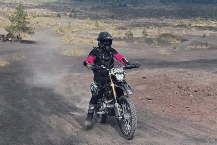 バリ・キンタマニ・ブラックラバ・ダートバイクアドベンチャー
