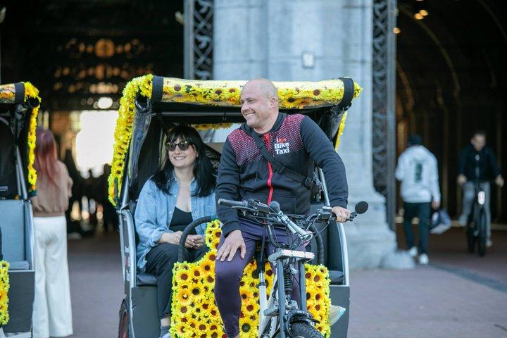 1 Hour Private Amsterdam Rickshaw Tour