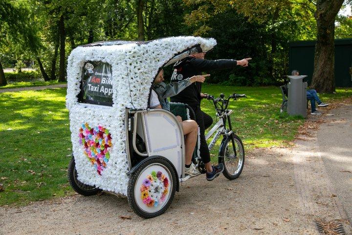 1 Hour Private Amsterdam Rickshaw Tour