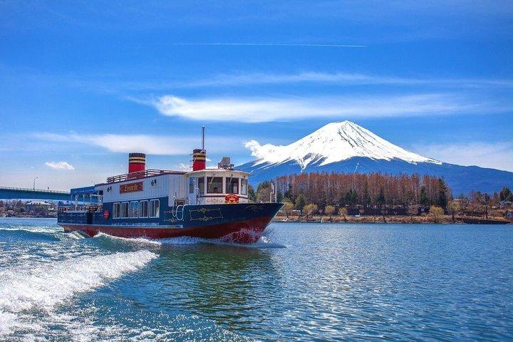 東京発 プライベート富士山＆富士五湖ツアー