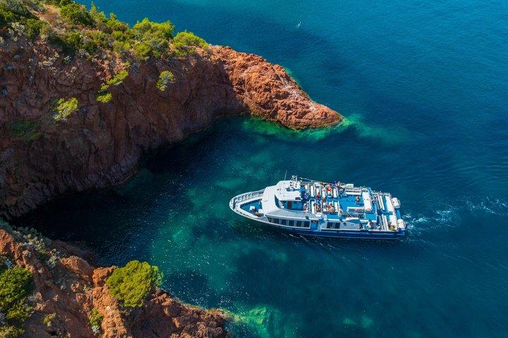 Cannes - Esterel Corniche d'Or: 2h sightseeing ferry cruise