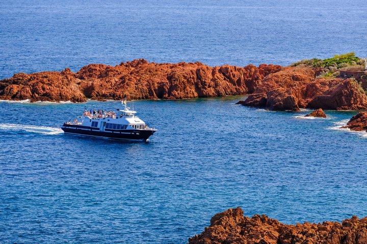 Cannes - Esterel Corniche d'Or: 2h sightseeing ferry cruise