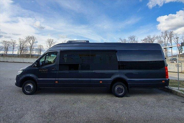 Private Transfer from Interlaken to Geneva Airport