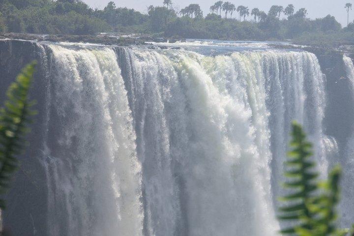 Victoria Falls Zimbabwe: Waterfall Views & Guided Walk.