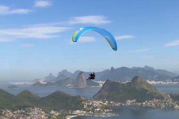 Fly over Rio de Janeiro Paragliding or Gliding Experience