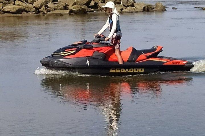 Jet Skiing a Negombo