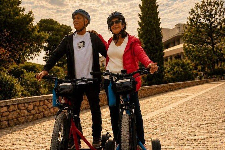 古代アテネのEバイクトライクツアー
