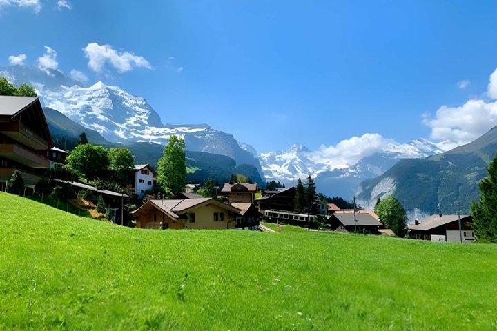 James Bond’s Schilthorn & Mürren Tour | From Bern