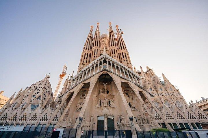 Privat Sagrada Familia & Park Guell guidad tur