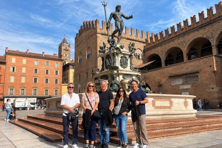 Bologna Walking Tour: Explore Top Sights & Hidden Gems