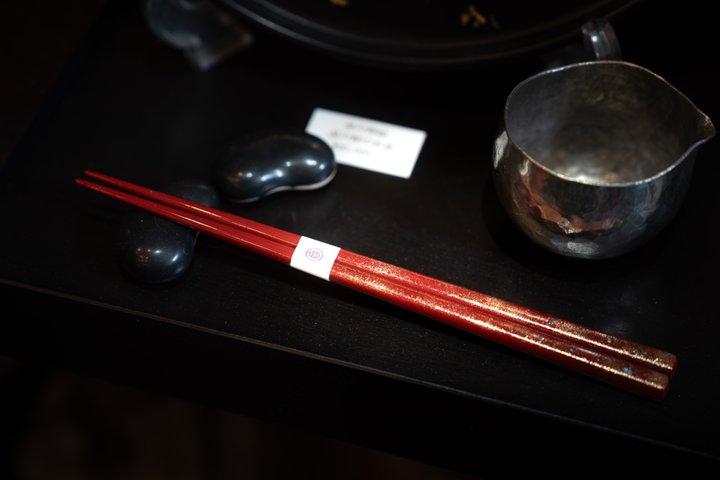 Tokyo Gold Lacquer Maki-e Workshop with Optional Edo Ukiyo-e Walk