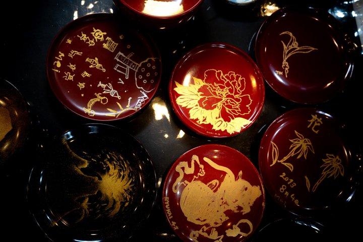 Tokyo Gold Lacquer Maki-e Workshop with Optional Edo Ukiyo-e Walk