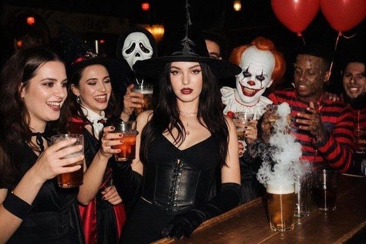 バルセロナ ハロウィン パブクロール：3つのバー、クラブ入場料＆追加ナイト